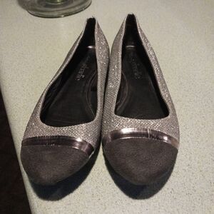 Charming Charlie Women's flats/loafers